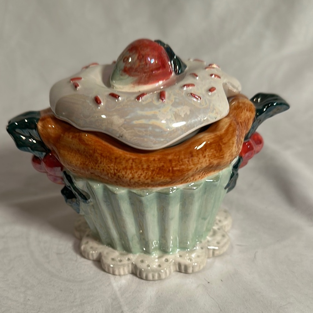VINTAGE Department 56 Sugar Bowl Cupcake Holiday RARE